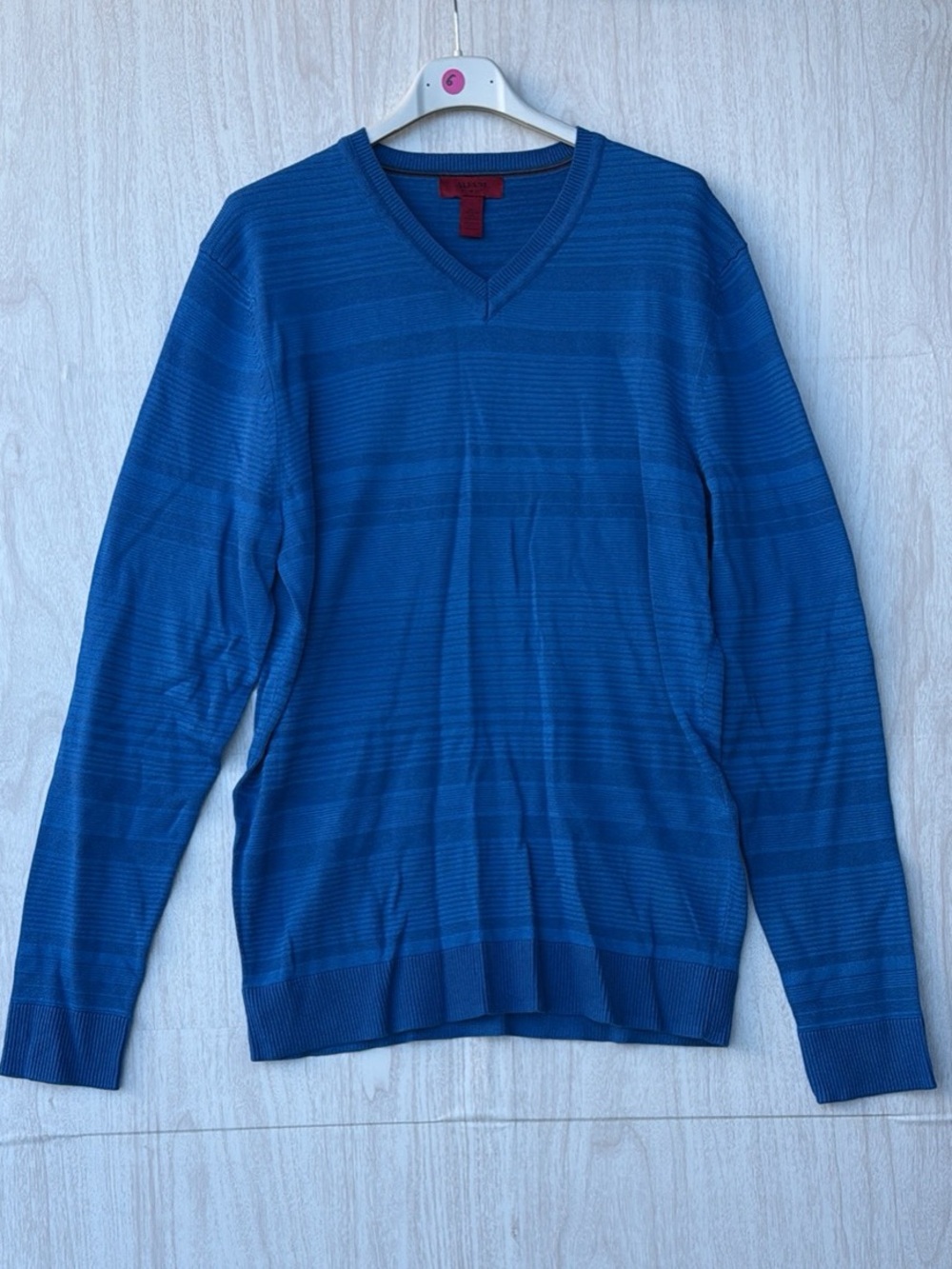 Alfani Men's V-Neck Sweater in Deep Blue